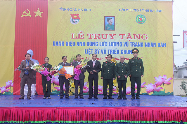 Lễ đón danh hiệu anh hùng LLVTND cho Liệt sỹ Võ Triều Chung