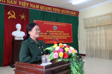 Trao tiền hỗ trợ xây nhà tình nghĩa cho cựu TNXP là thương binh, bị nhiễm chất độc da cam ở Thừa Thiên – Huế