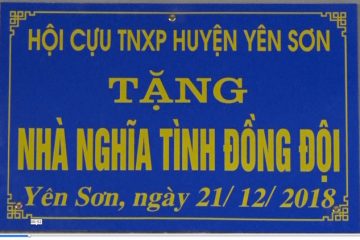 Hội Cựu TNXP huyện Yên Sơn tặng nhà nghĩa tình đồng đội