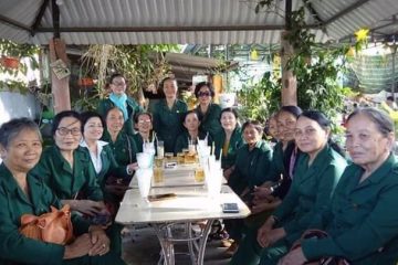 Ban Công tác nữ cựu TNXP huyện Hoài Nhơn tổ chức gặp mặt nhân kỷ niệm ngày 8/3