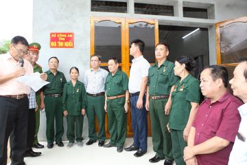 Sở Giao thông Vận tải tỉnh Yên Bái hỗ trợ xóa 6 nhà dột nát,  xây nhà tình nghĩa cho cựu TNXP nghèo