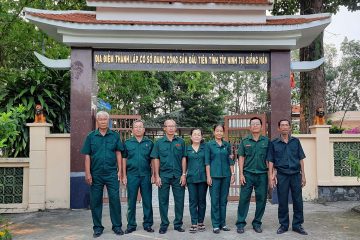 Thăm “Địa điểm thành lập cơ sở Đảng đầu tiên của tỉnh Tây Ninh tại Giồng Nần”