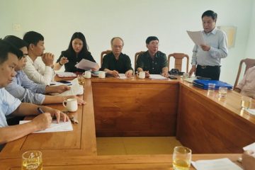 Họp bàn đề xuất  “Nhà bia tưởng niệm 8 liệt sỹ TNXP Đại đội 892 N89 –  Nguyễn Đức Cảnh” là di tích lịch sử cấp tỉnh