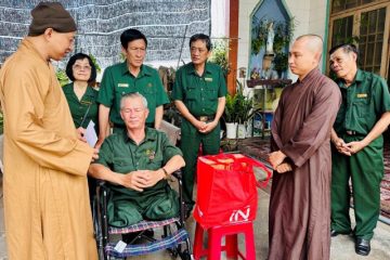 Đồng Nai trao tặng xe lăn cho Cựu TNXP có hoàn cảnh khó khăn