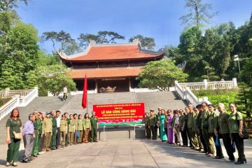 Hội Cựu TNXP & Chi hội TTTS-Đường Hồ Chí Minh phường Yên Hòa tổ chức lễ báo công tại K9