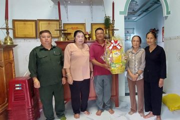Tỉnh hội Bình Thuận thăm và tặng quà cho các gia đình liệt sĩ