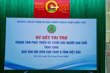 Công TNHH Trung tâm phát triển chăm sóc người cao tuổi tài trợ cho cựu TNXP 6 tỉnh khu vực Việt Bắc