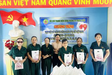 Hội Cựu TNXP Phan Thiết họp mặt kỷ niệm ngày thành lập Hội LHPN Việt Nam