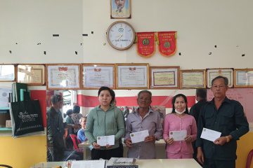 Huyện hội Nhà Bè tổ chức  chương trình tặng quà tết Giáp Thìn