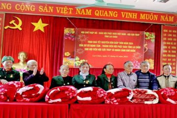 200 cựu TNXP Lai Châu được nhận quà dịp tết Giáp thìn năm 2024
