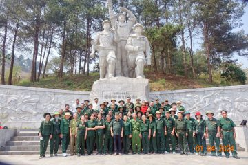 Hội Cựu TNXP tỉnh Thanh Hóa tổ chức về nguồn nhân kỷ niệm 70 năm chiến thắng Điện Biên Phủ