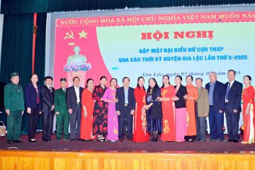Một buổi gặp mặt kỷ niệm 115 năm ngày Quốc tế Phụ nữ với nhiều ấn tượng đẹp