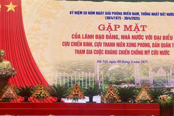 Tổng Bí thư Tô Lâm gặp mặt cựu chiến binh, thanh niên xung phong, dân quân tự vệ tham gia kháng chiến chống Mỹ