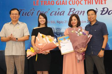 Gặp gỡ “cha đẻ”của Năm Thanh niên và chiếc áo Đoàn