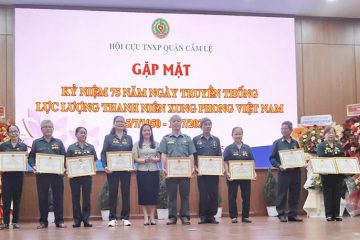 Cuộc gặp mặt chứa chan tình cảm