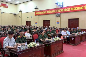 Hà Nam kỷ niệm 75 năm ngày Truyền thống lực lượng TNXP Việt Nam và 60 năm thành lập Đội TNXP Trần Văn Chuông