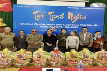 HỘI CỰU THANH NIÊN XUNG PHONG TỈNH ĐẮK LẮK DẤU ẤN 20 NĂM – VỮNG VÀNG TRONG ĐỔI MỚI, SÁNG MÃI TÌNH ĐỒNG ĐỘI