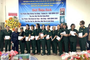 VĂN HỌC TÔN VINH ANH HÙNG: RA MẮT HAI TÁC PHẨM VỀ TIỂU ĐOÀN BÀ THAO