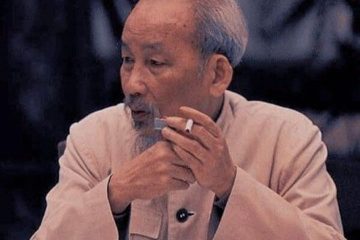 Chuyện về việc hút thuốc lá của Bác Hồ trong những năm cuối đời