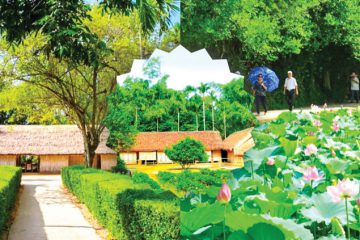 Vào thăm quê Bác 