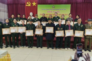 HỘI CỰU TNXP HÀ TĨNH KHẲNG ĐỊNH VAI TRÒ “MÁI NHÀ CHUNG” NGHĨA TÌNH VÀ GƯƠNG MẪU