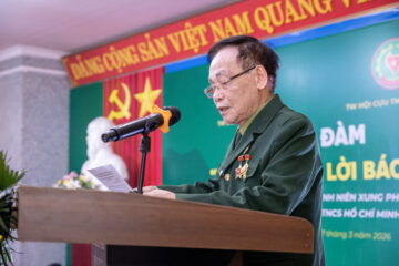 SỨC MẠNH  4 CÂU THƠ CỦA BÁC TRUYỀN LỬA CHO TNXP VIỆT NAM TRONG CUỘC KHÁNG CHIẾN CHỐNG MỸ CỨU NƯỚC