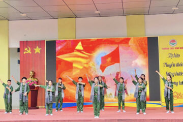  Khơi dậy hào khí tháng Tư tại trường THCS Vĩnh Hưng qua những câu chuyện kể