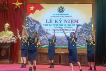 Ninh Bình: Kỷ niệm 76 năm ngày truyền thống Lực lượng Thanh niên xung phong tại phường Phủ Lý