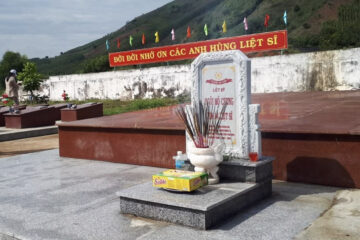 MỘ TẬP THỂ