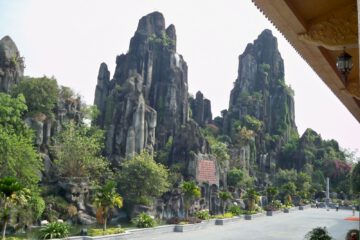 SỰ TÍCH NGŨ HÀNH SƠN