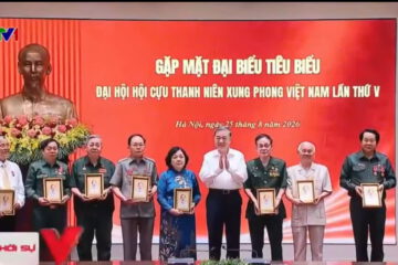 Tổng Bí thư, Chủ tịch nước Tô Lâm gặp mặt các đại biểu dự Đại hội đại biểu toàn quốc Hội Cựu TNXP Việt Nam