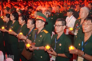 Khúc tri ân các Anh hùng liệt sĩ tại Công viên Lê Thị Riêng