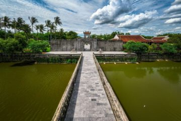 Thành cổ chiều thu